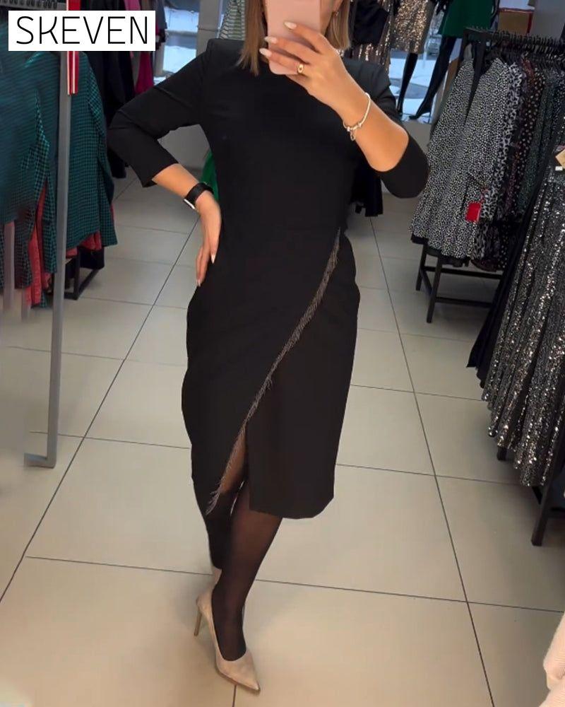 Robe à col rond et fente oblique
