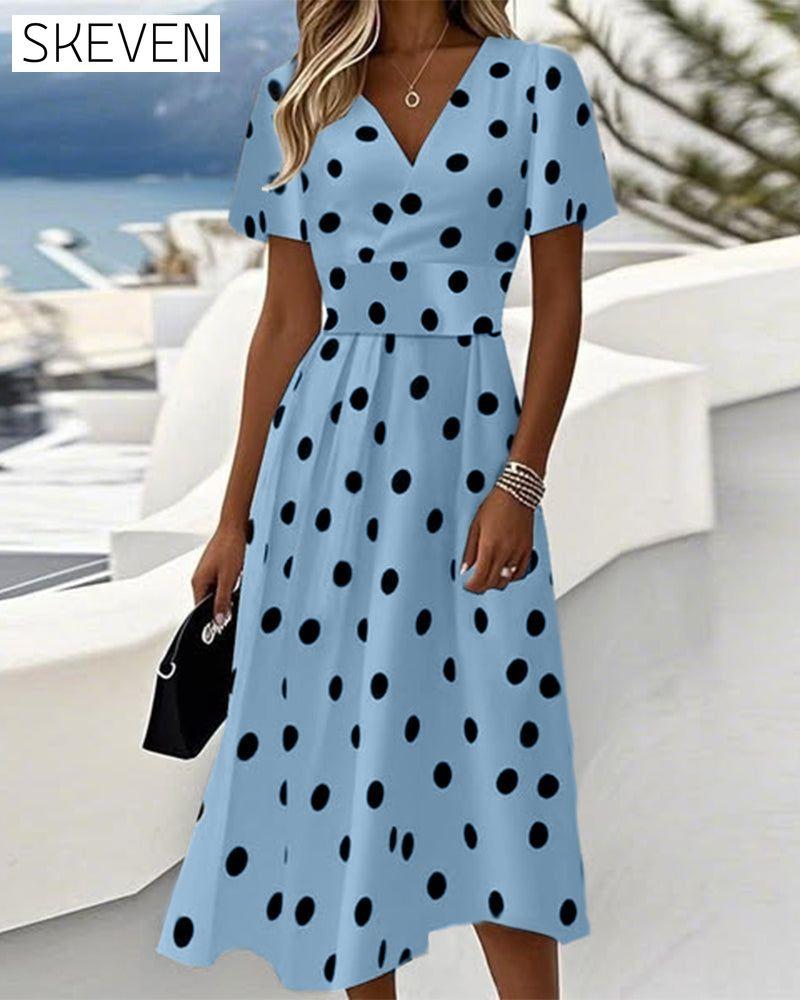 Kleid mit V-Ausschnitt und Polka-Dots
