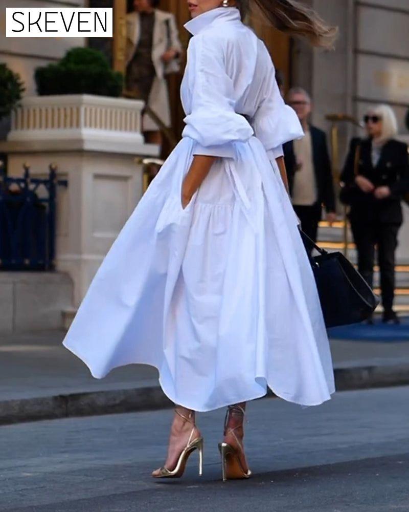Einfarbiges, locker sitzendes Kleid