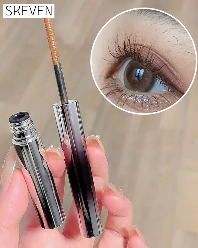 Mascara volumisant waterproof