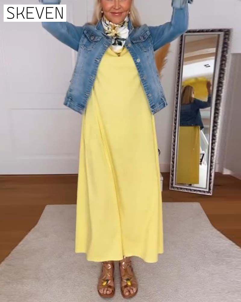 Lässiges, einfarbiges Kleid mit Rundhalsausschnitt und geradem Schnitt