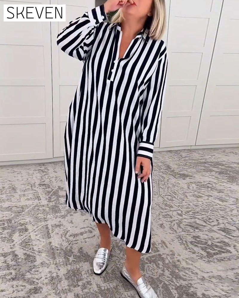 Kleid mit Revers, Streifen und Tasche