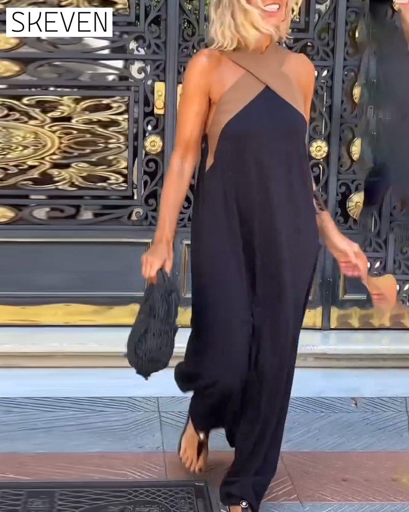 Elegantes Kleid mit gekreuztem Rückenausschnitt und Kontrastfarbe