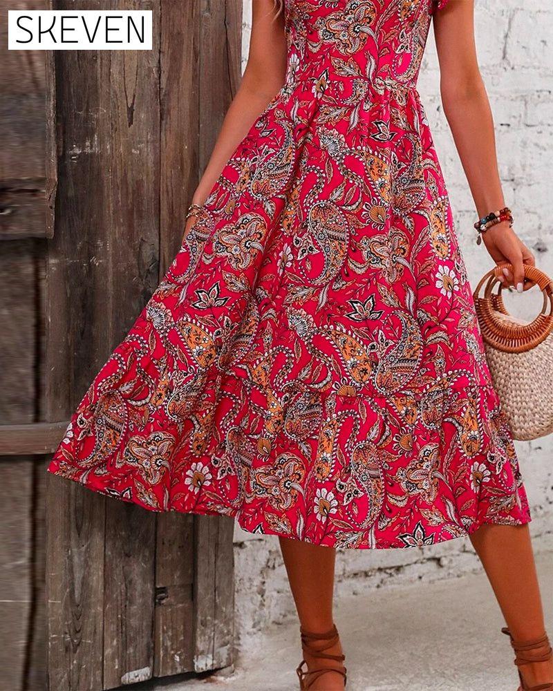Short-sleeved floral V-neck dress