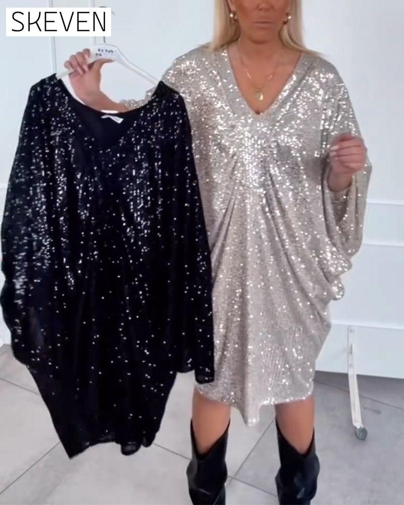 Locker geschnittenes Kleid mit V-Ausschnitt und Fledermausärmeln