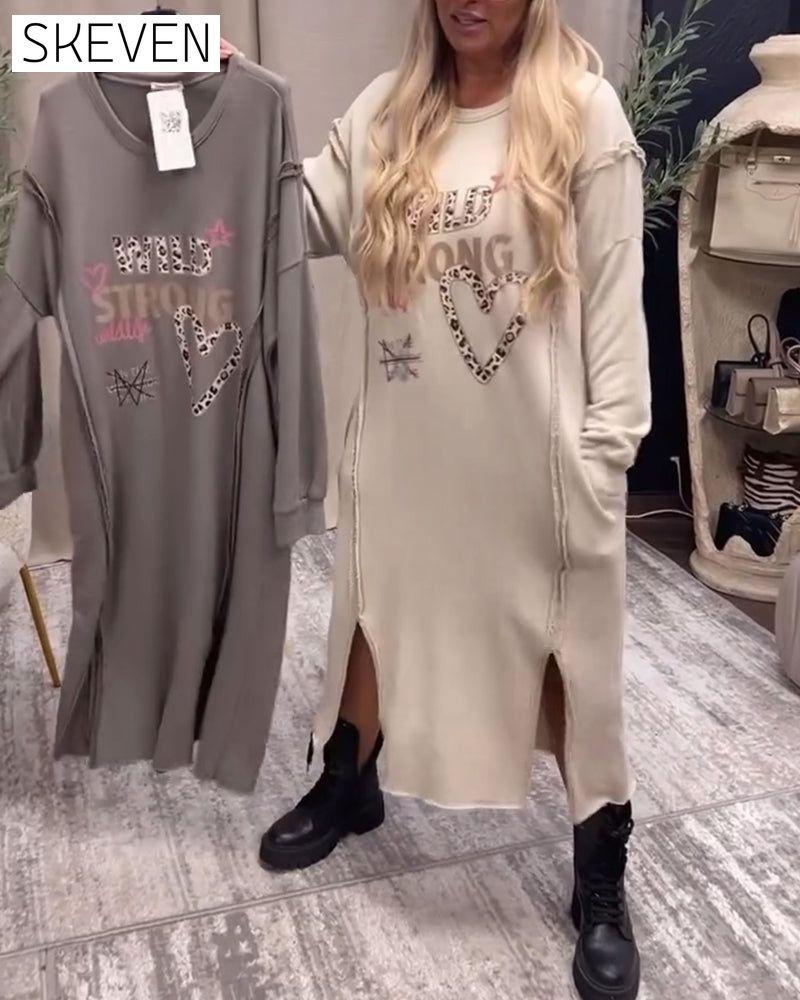 Langärmeliges, bedrucktes, locker sitzendes Kleid