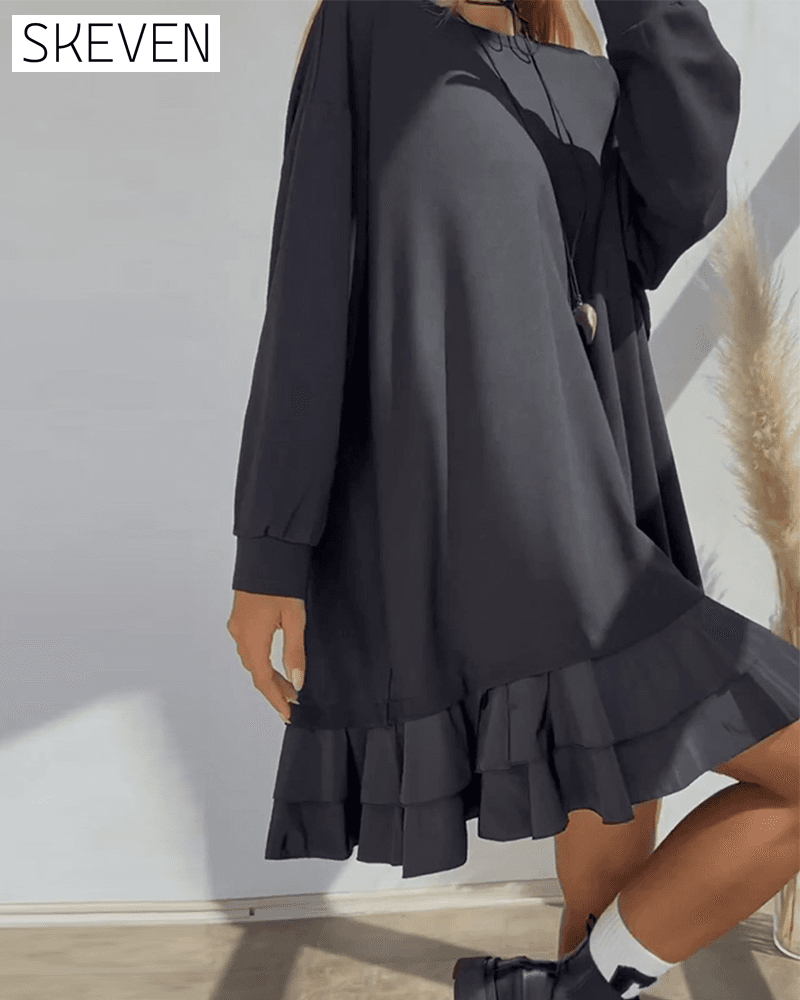 Locker geschnittenes, einfarbiges Kleid mit Patchwork