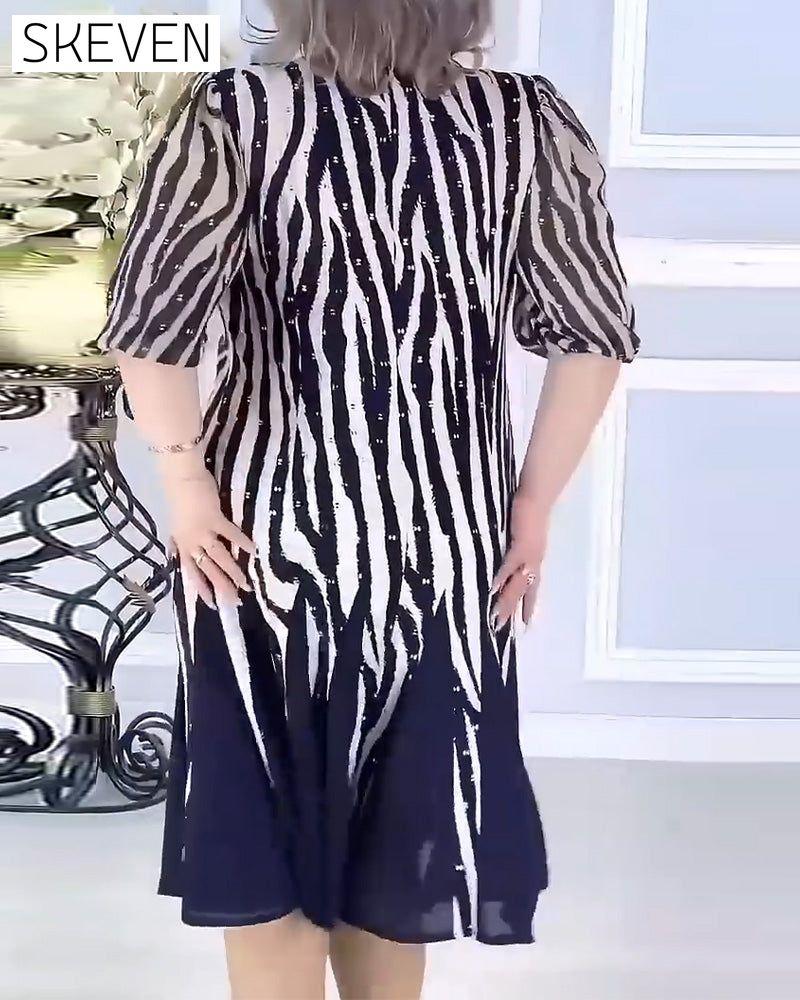 Temperamentvolles und modisches Kleid