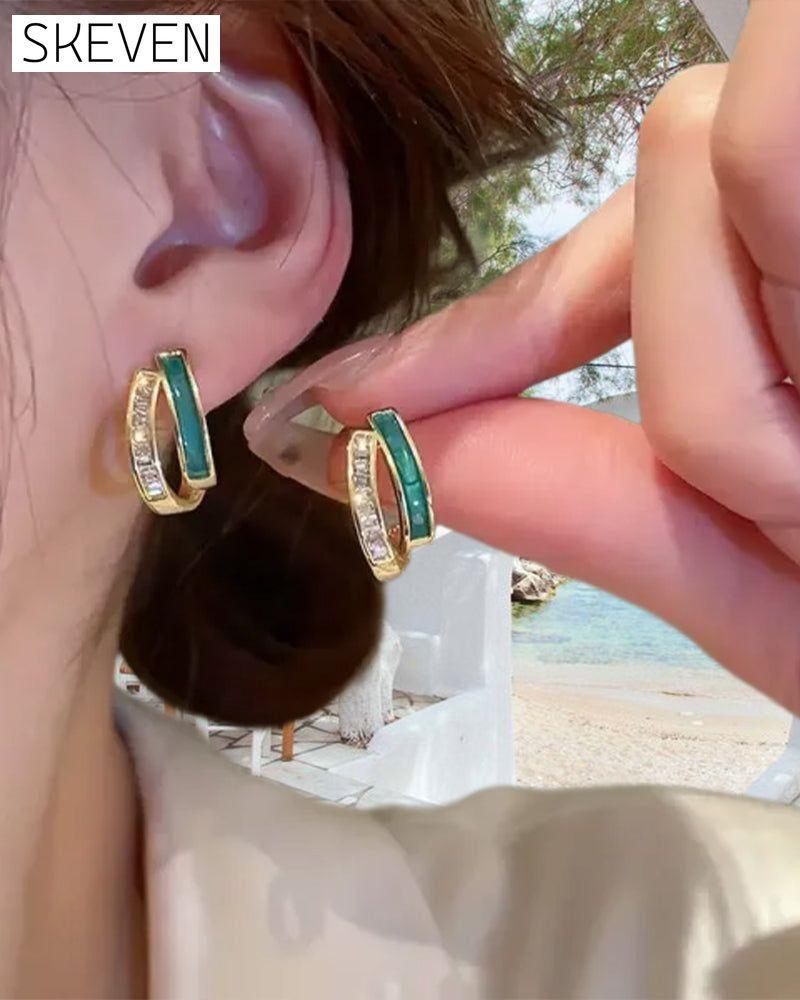 Fashionable double emerald earrings