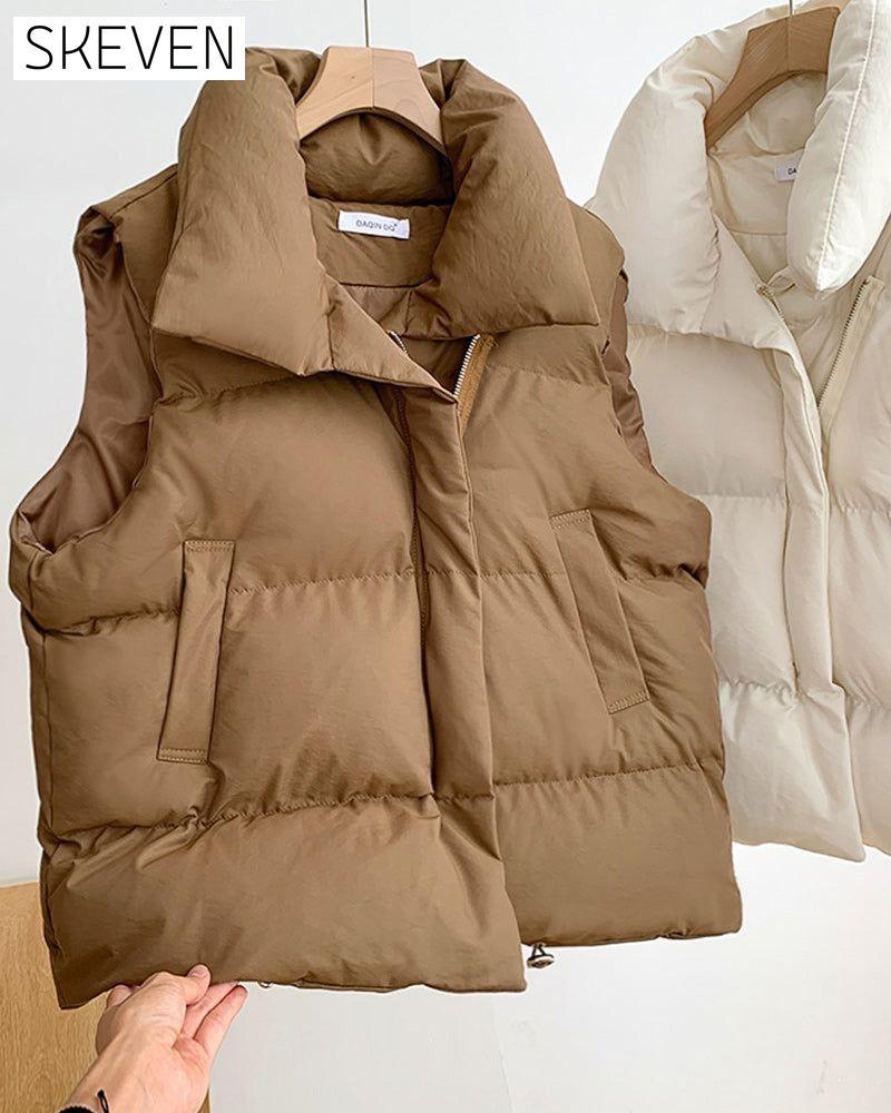 Einfache, einfarbige, ärmellose Steppjacke mit Reißverschlusstasche