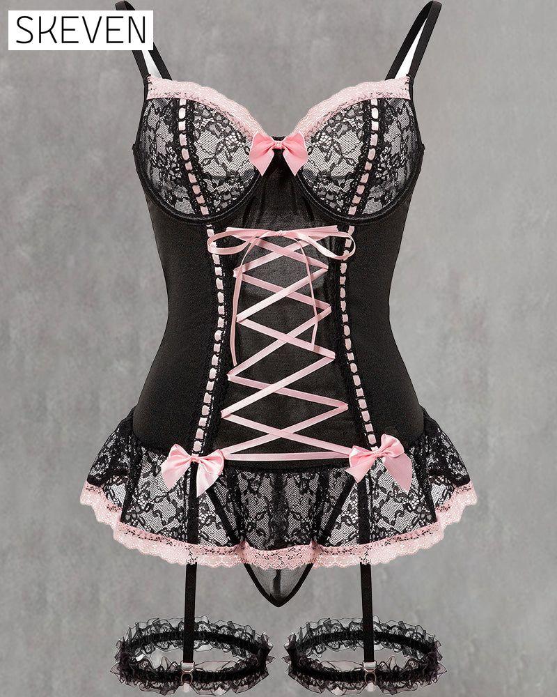 Sexy Dessous mit Spitze und Schleife