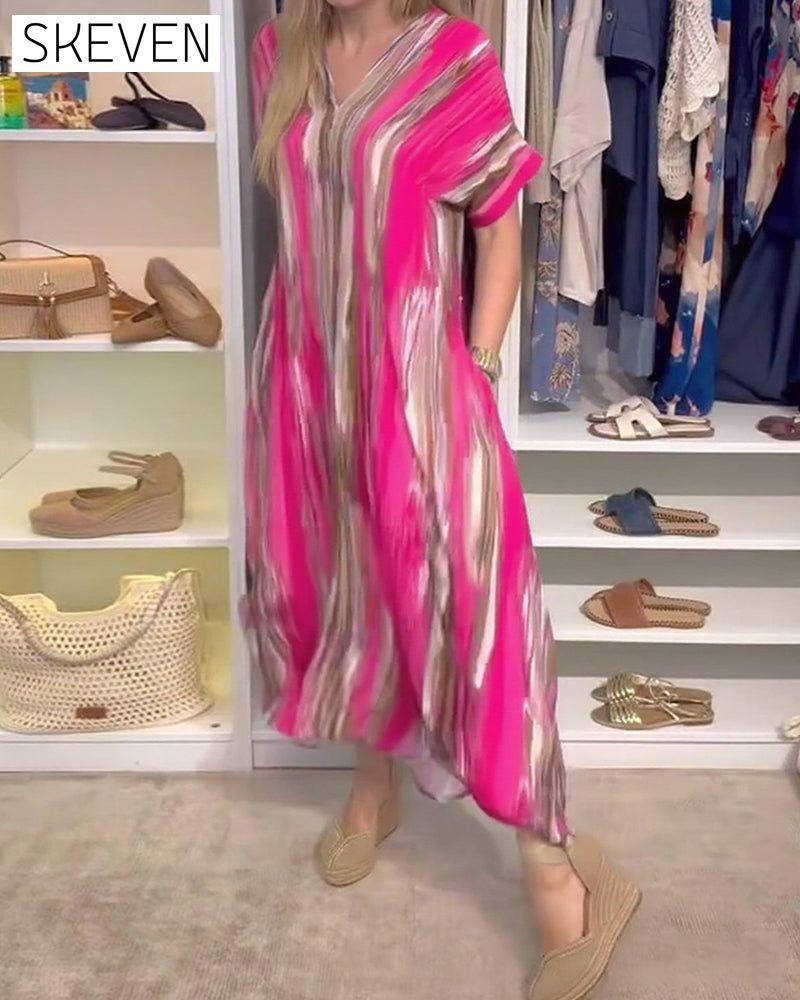 Lässiges, locker sitzendes Kleid mit V-Ausschnitt