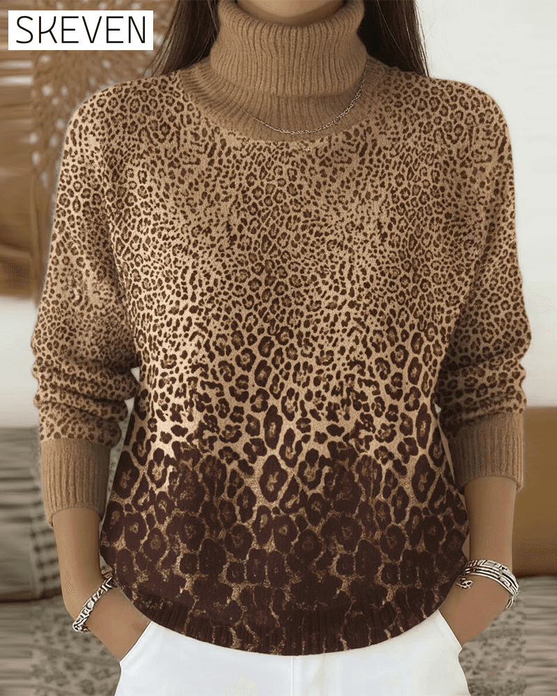 Lässiger Pullover mit Leopardenmuster und hohem Kragen
