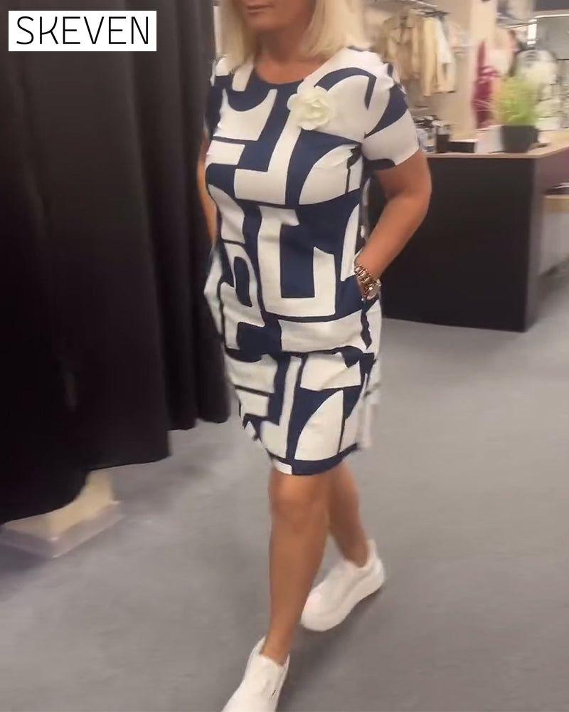 Geometric print pocket crew neck dress