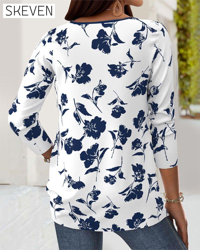 Modische Bluse mit Knopfdruck