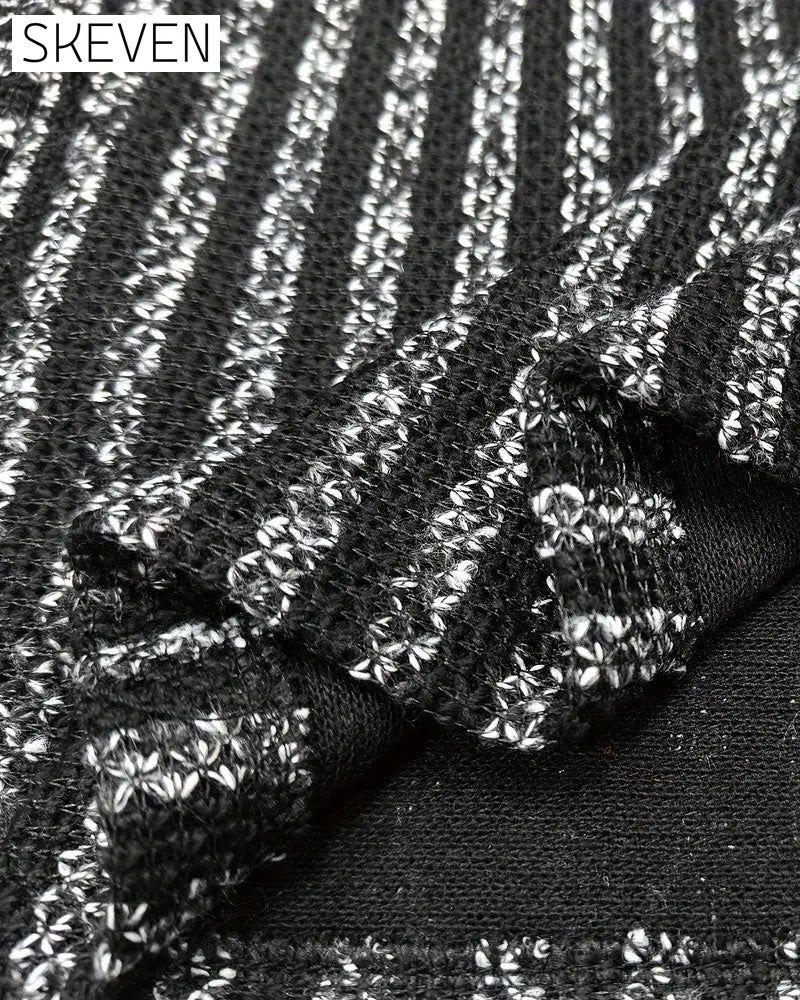 Robe pull à col roulé et grosse maille