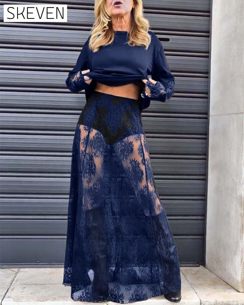 Ensemble deux pièces - t-shirt uni et jupe en dentelle