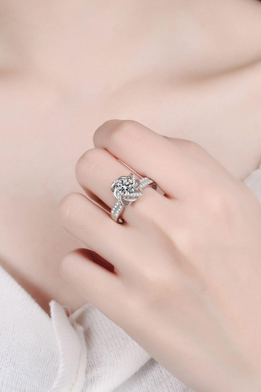 Blue Zone Planet | 1 Karat Moissanit-Ring aus 925er Sterlingsilber