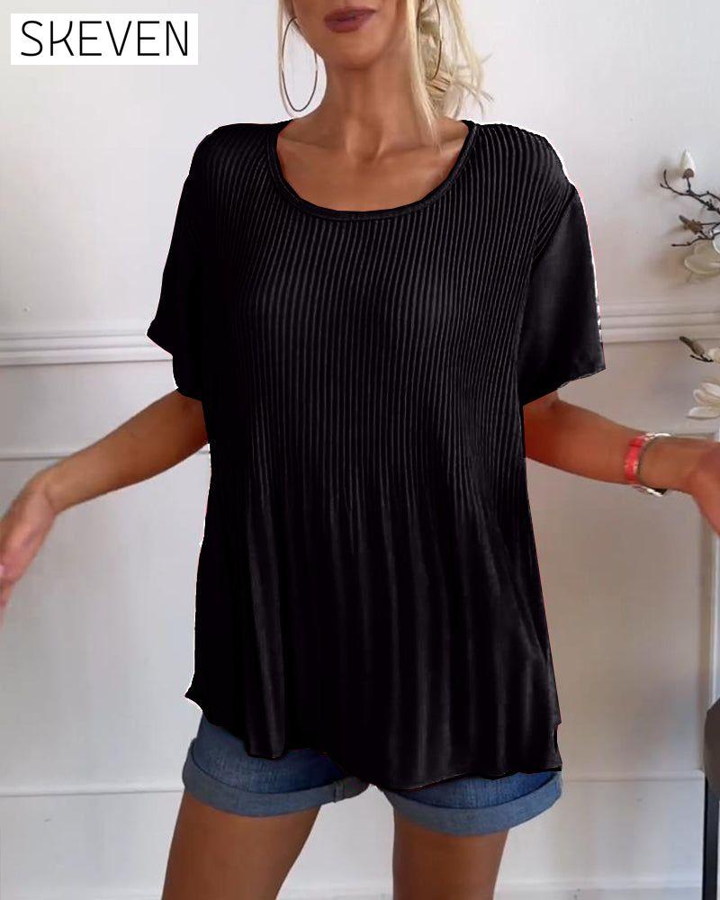Solid color round neck pleated blouse