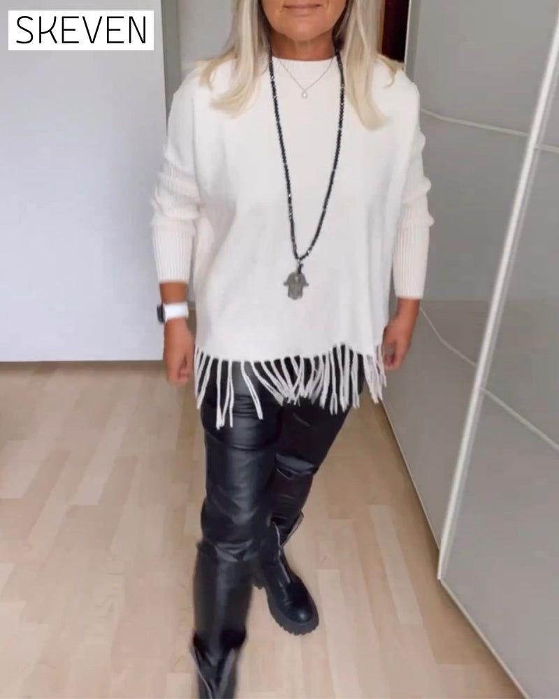 Einfarbiger, lässiger Pullover mit Fransen