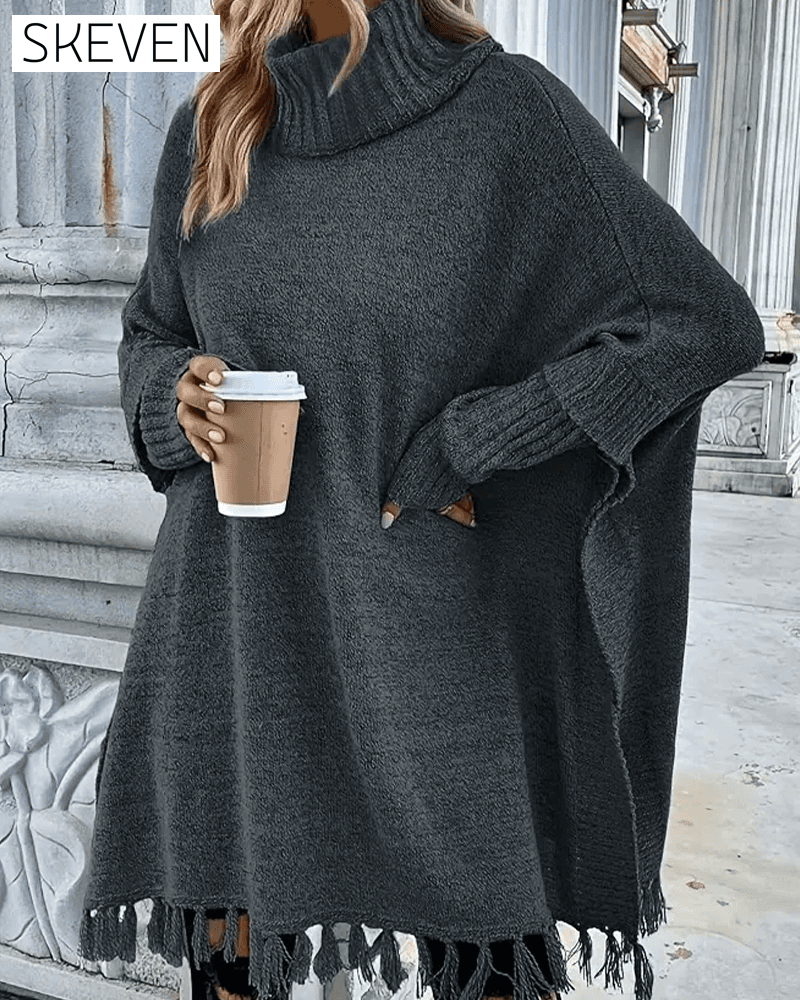 Rollkragenpullover mit Fledermausärmeln und Quasten
