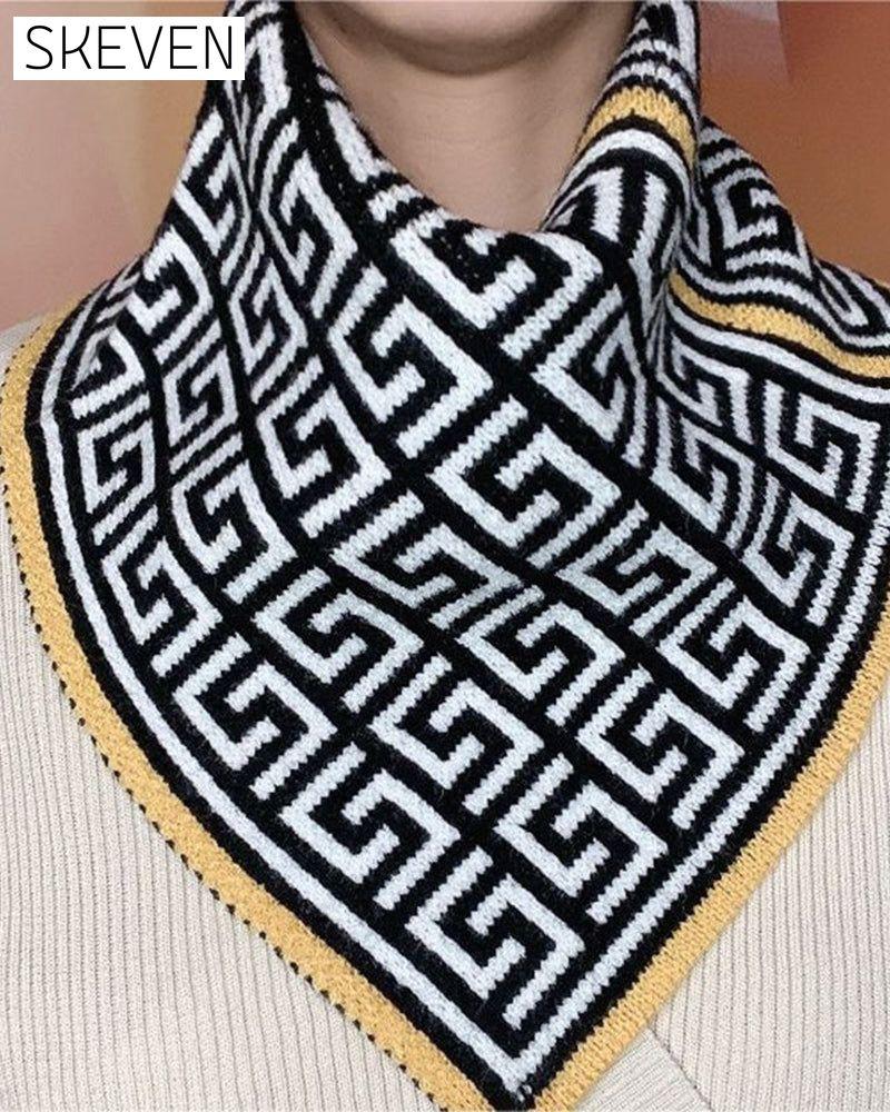 Écharpe triangulaire tendance et polyvalente