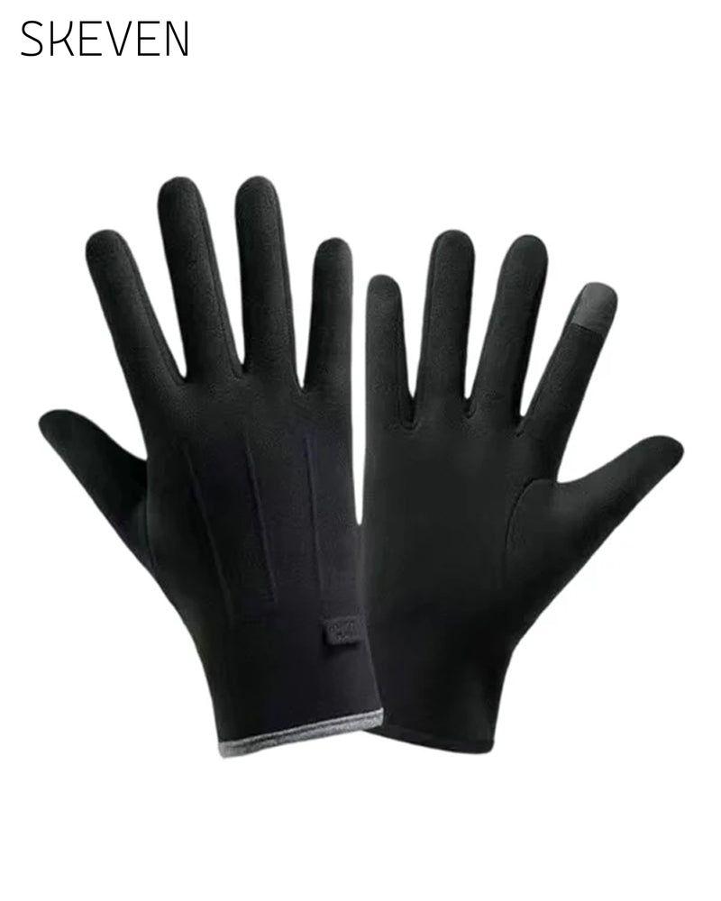 Warm And Windproof Gloves With Touchscreen Function And Anti-Slip Grip