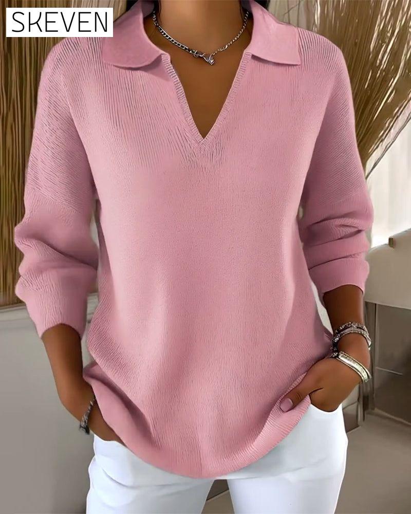 Lässiger einfarbiger Pullover mit V-Ausschnitt