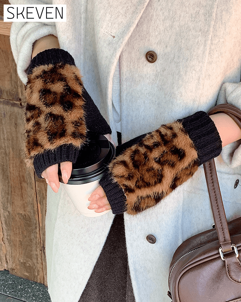 Leopard Print Fur Gloves