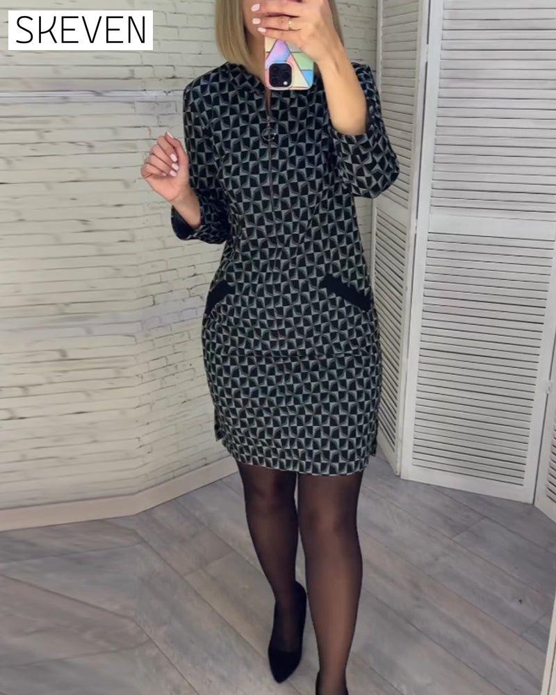 Kleid mit Argyle-Muster und langen Ärmeln