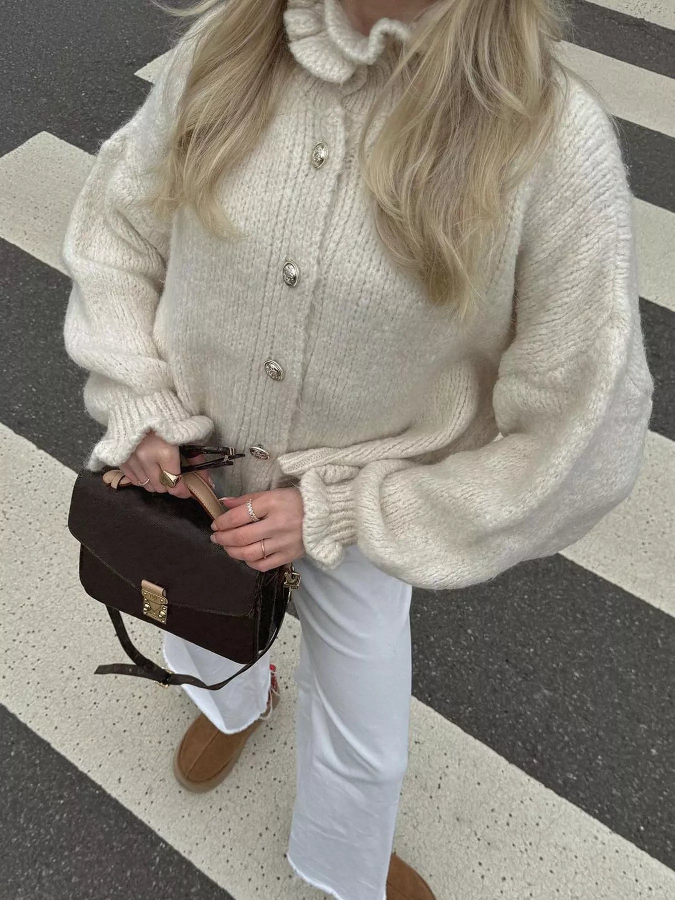 Langarm-Strickjacke mit Knopfleiste