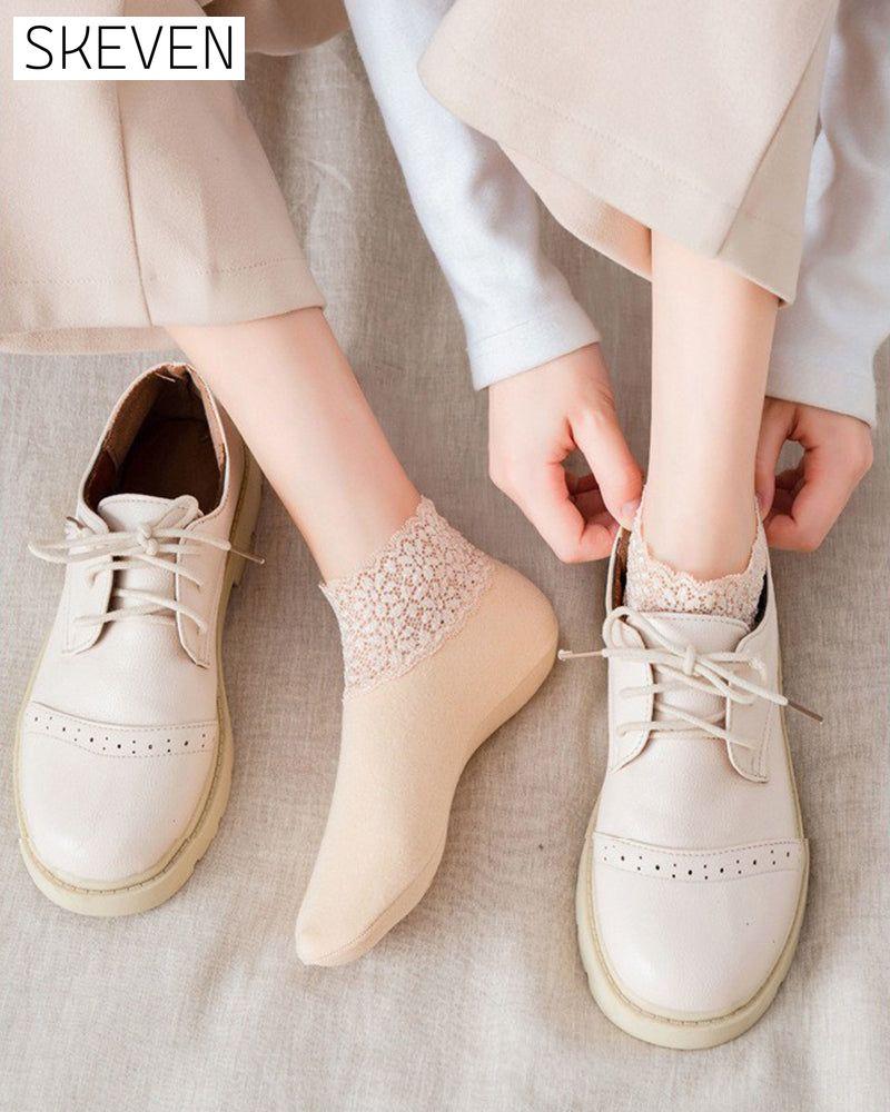 Chaussettes chaudes en dentelle tendance