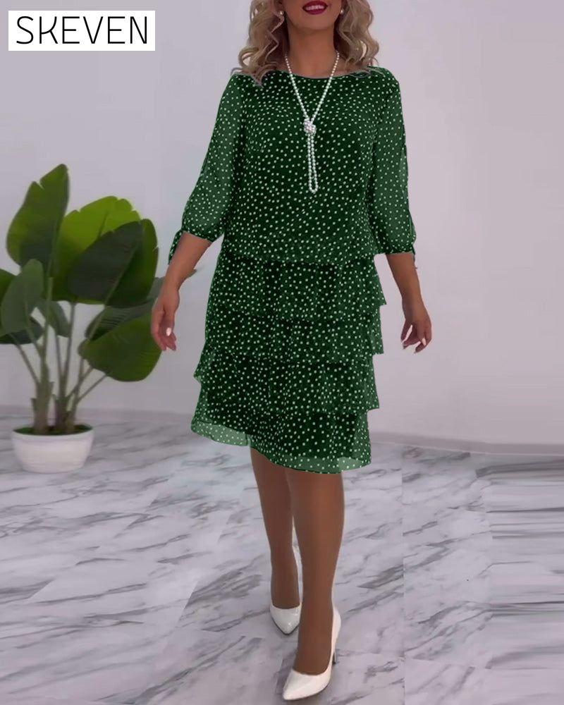 Elegantes, mehrlagiges Kleid mit Polka-Dot-Muster