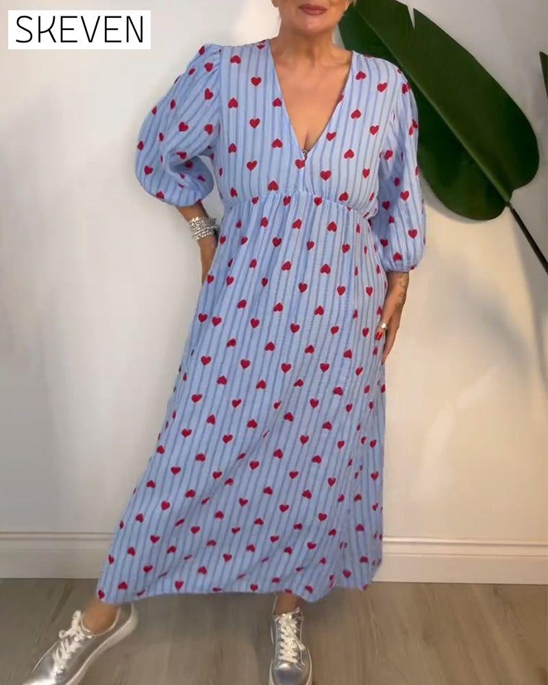 Robe élégante à col en V et imprimé cœur