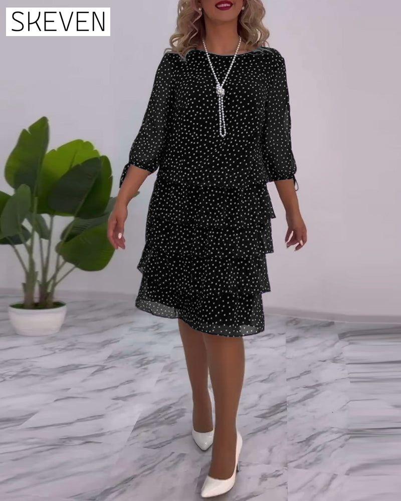 Elegantes, mehrlagiges Kleid mit Polka-Dot-Muster