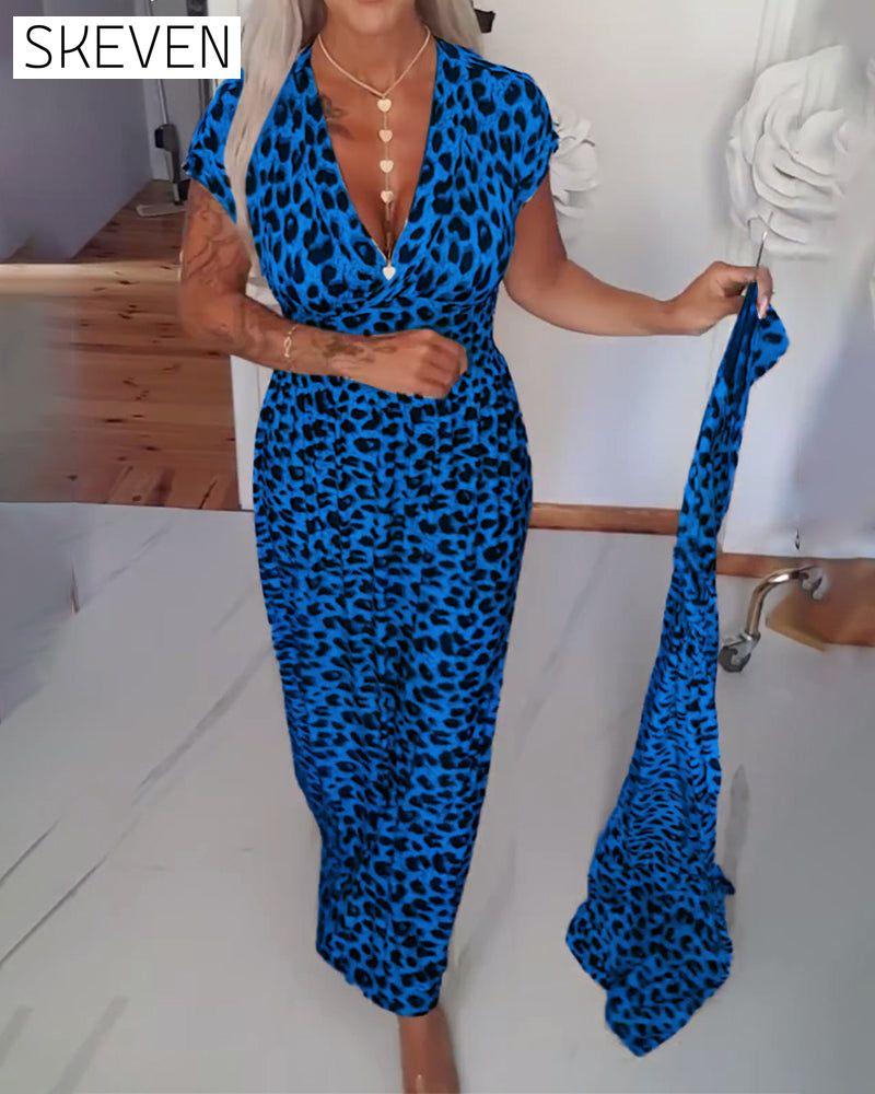 Elegantes Kleid mit Leopardenmuster und V-Ausschnitt