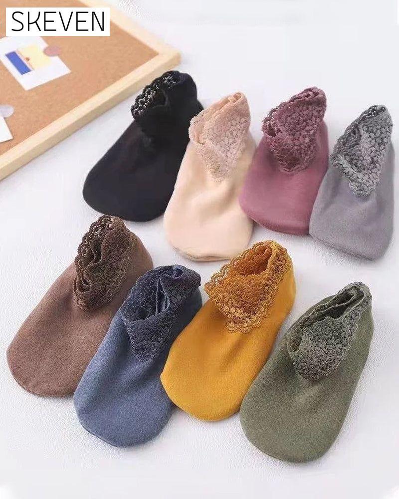 Chaussettes chaudes en dentelle tendance