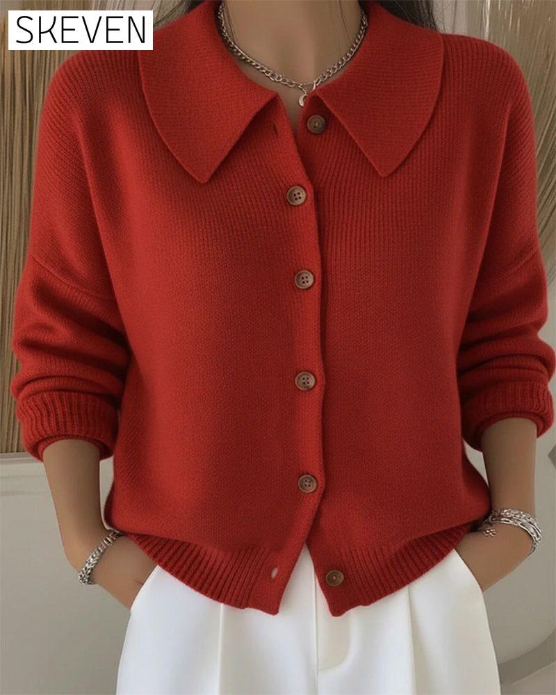 Langärmeliger Pullover mit Knopfleiste und Revers