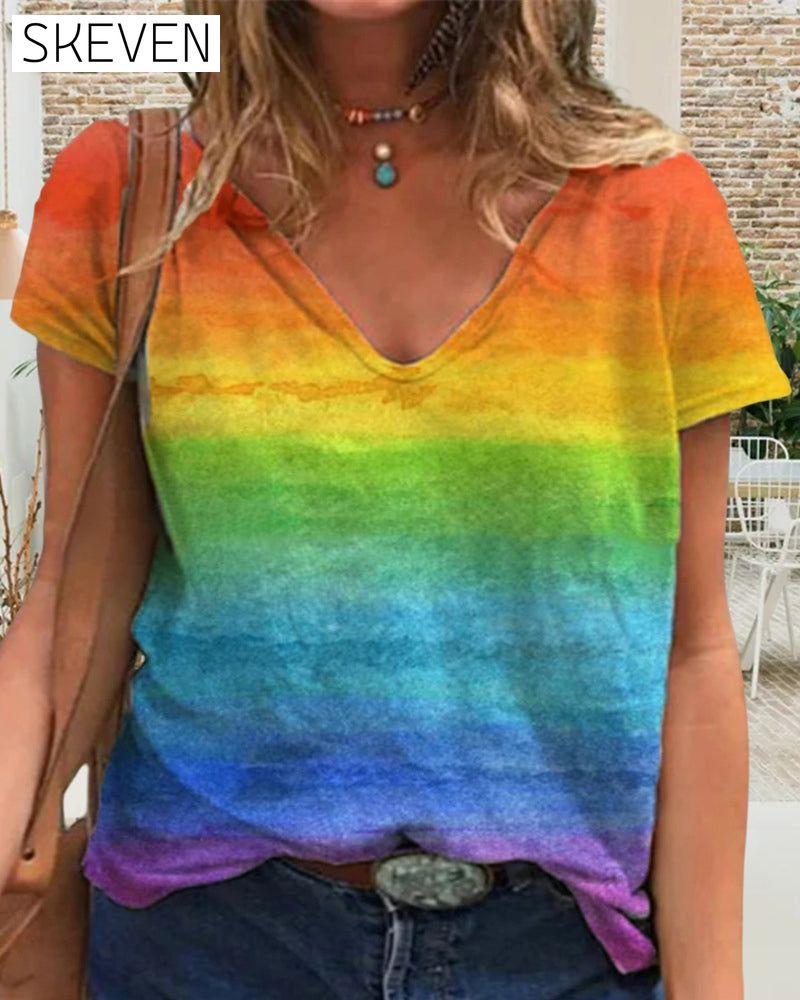 T-shirt décontracté à col en V et manches courtes imprimé arc-en-ciel