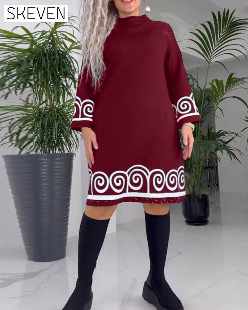 Langarmkleid mit Wellenmuster