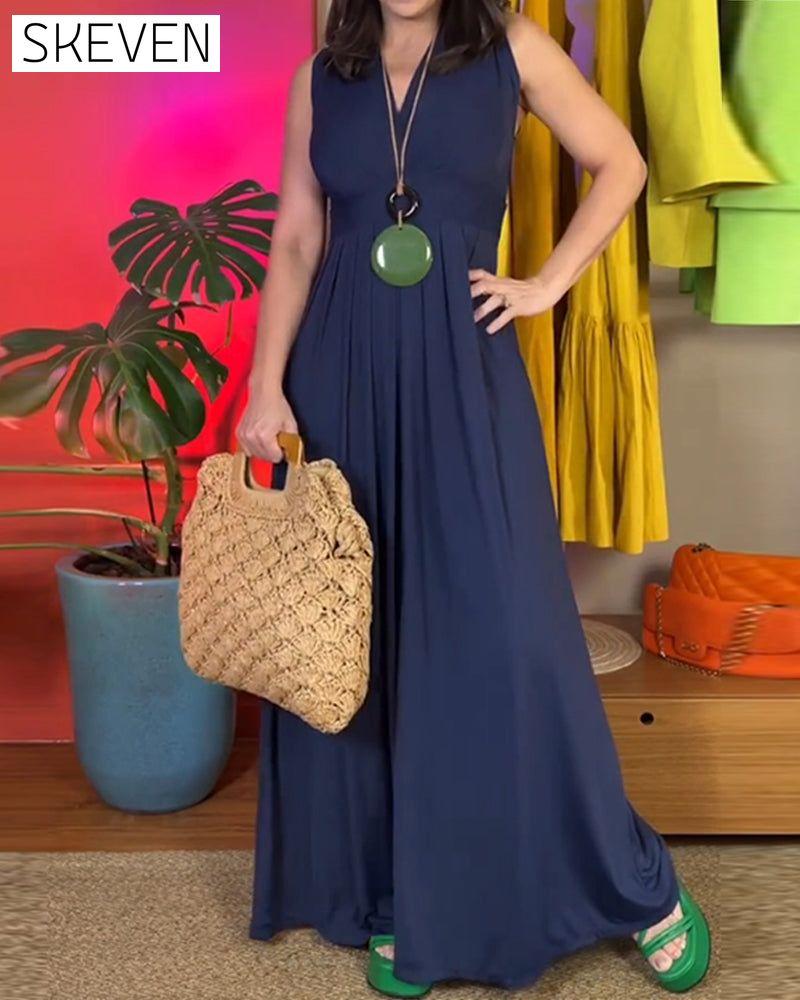 robe longue élégante sans manches et cintrée
