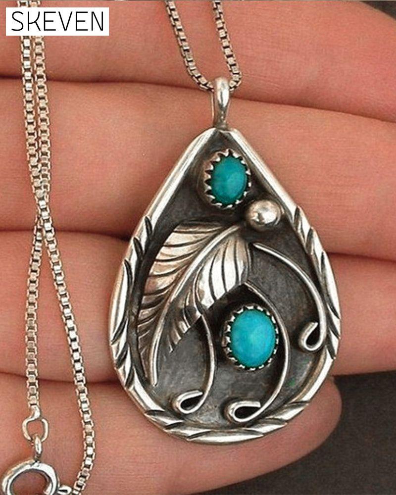 Halskette mit Anhänger im Boho-Vintage-Stil