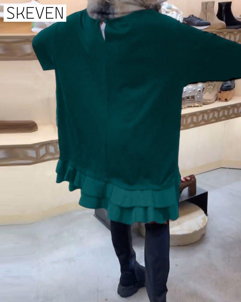 Artistic and elegant long-sleeved dress