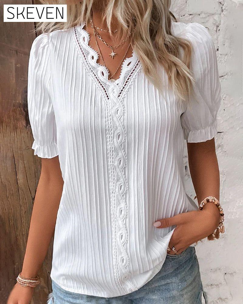 Elegantes Spitzentop mit V-Ausschnitt