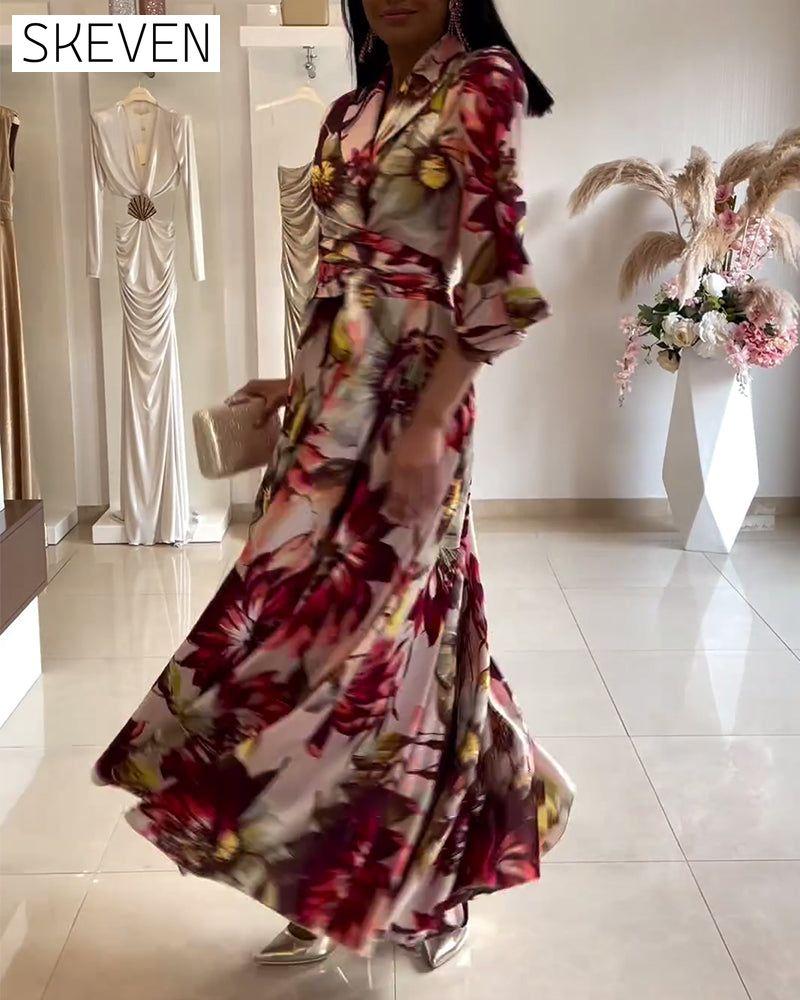 robe à revers à imprimé floral et manches trois-quarts lacée