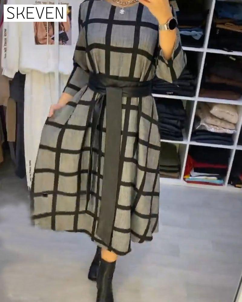 A-Linien-Kleid mit Karomuster und Rundhalsausschnitt
