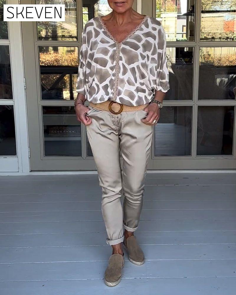 Elegant printed V-neck bat sleeves blouse