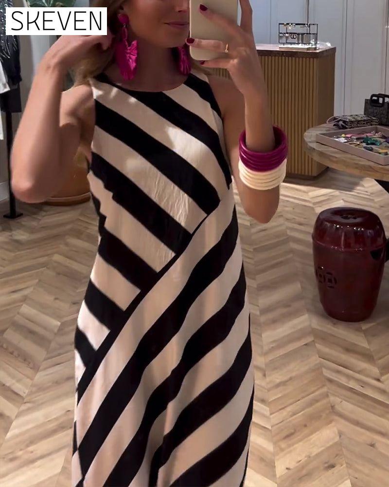 Contrast stripe print sleeveless slit dress
