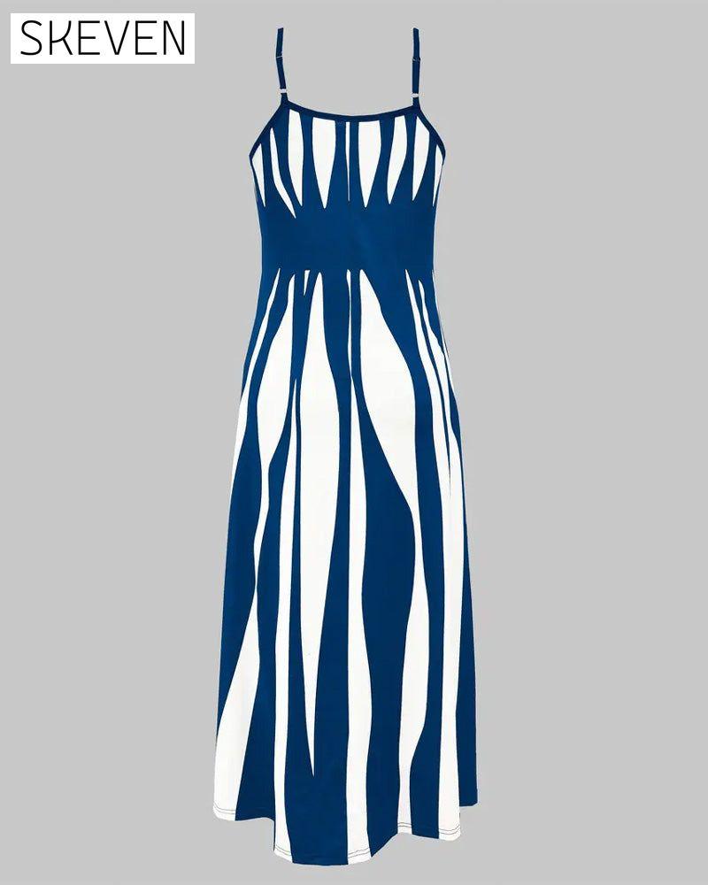 Temperamentvolles und modisches Trägerkleid mit V-Ausschnitt