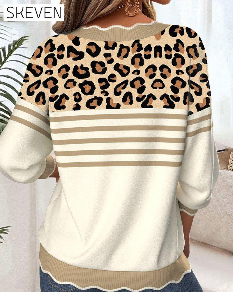 Pullover mit Leopardenmuster und V-Ausschnitt und Kontrastdetails